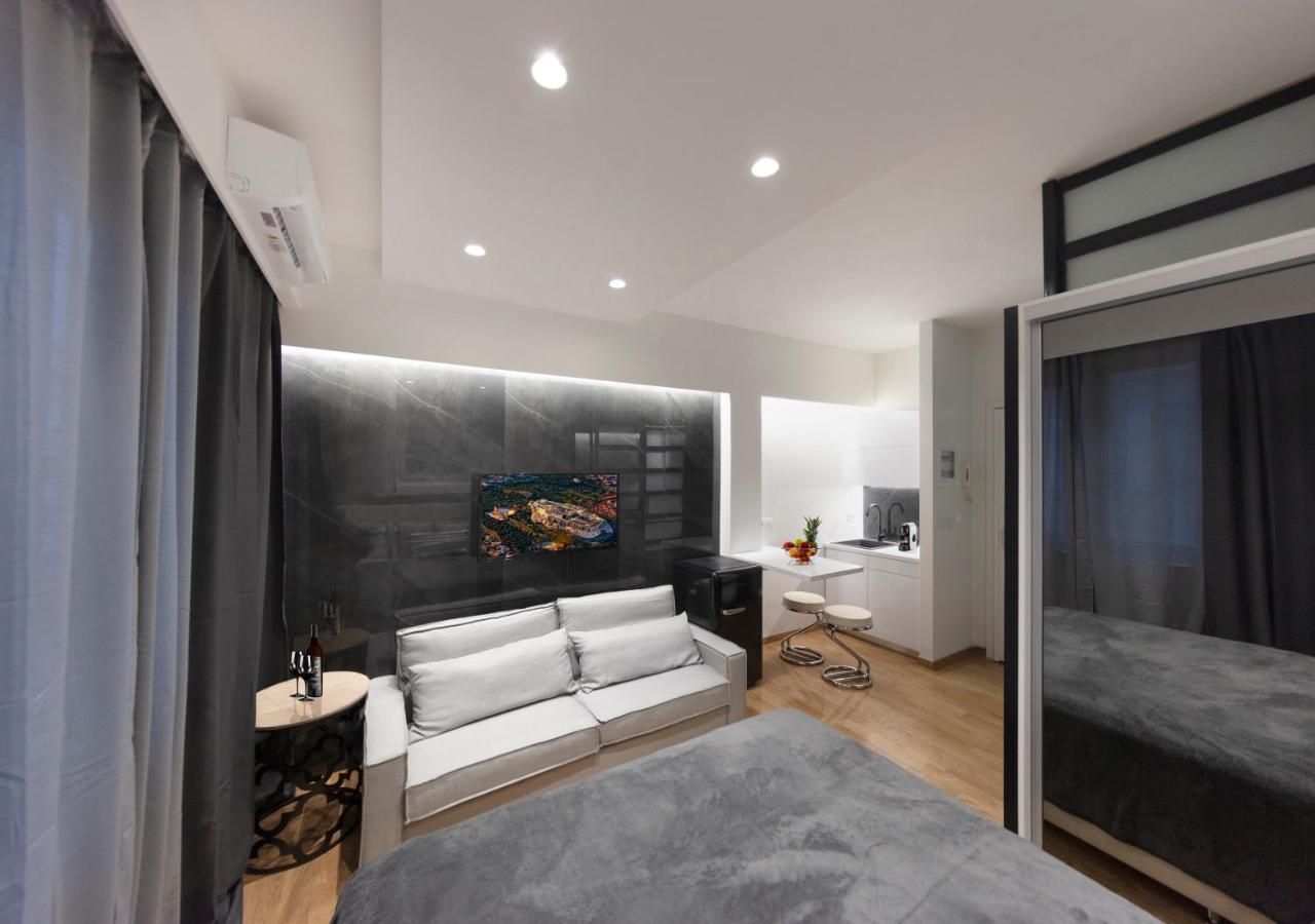The Monastiraki Metro Lux Suite! Athen Exterior foto